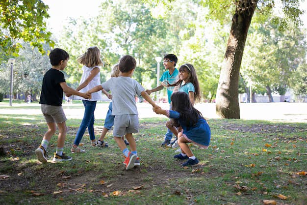 Niños jugando con primos
